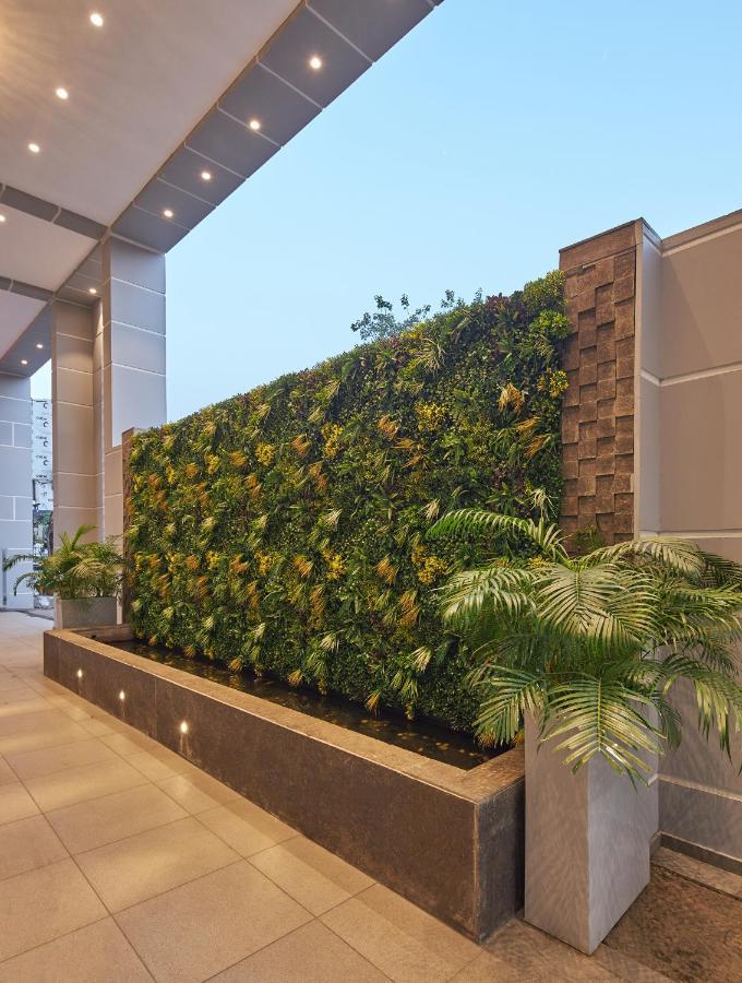Royal Orchid Central Grazia, Navi Mumbai Eksteriør bilde