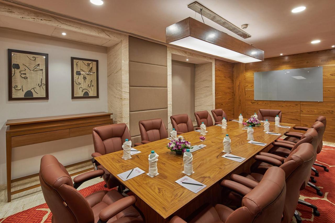 Royal Orchid Central Grazia, Navi Mumbai Eksteriør bilde