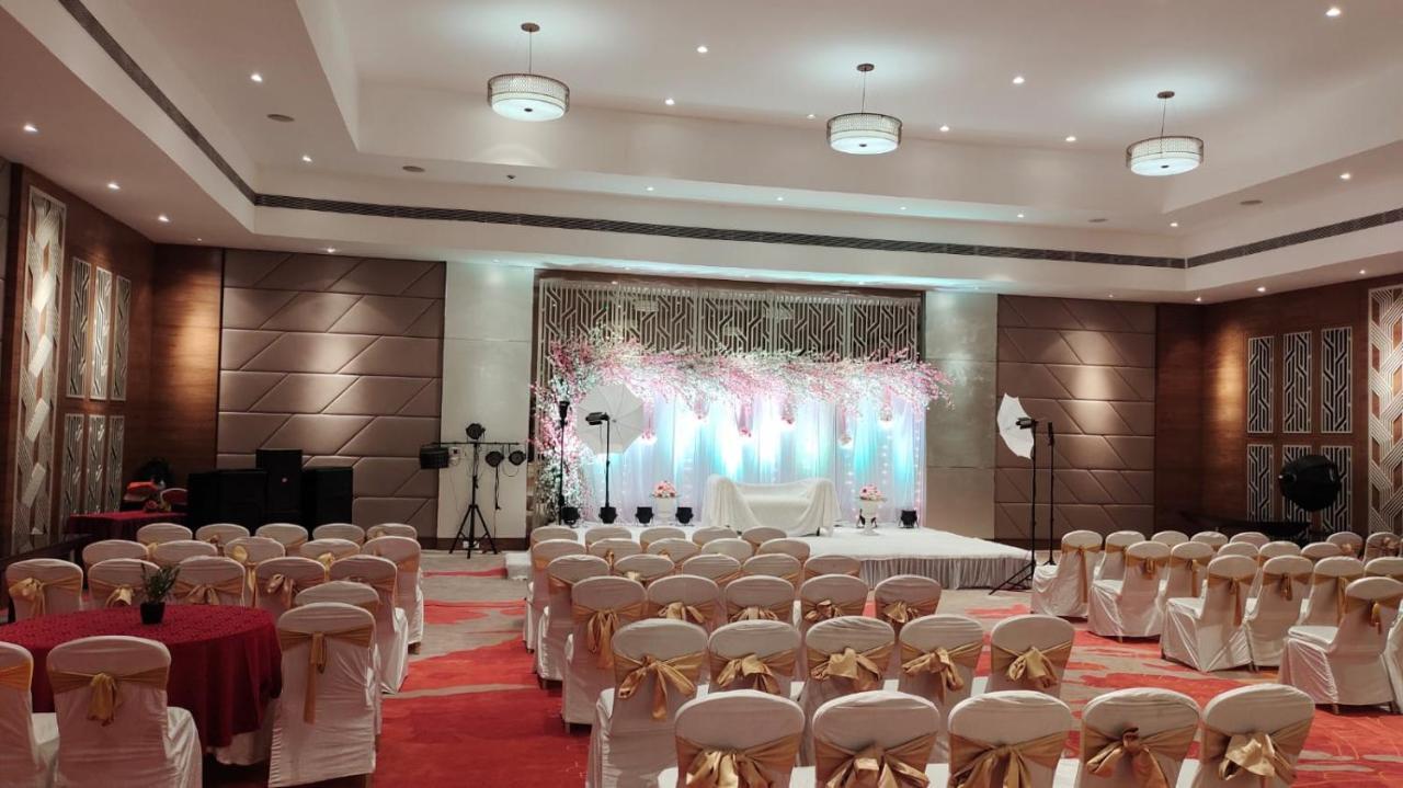 Royal Orchid Central Grazia, Navi Mumbai Eksteriør bilde